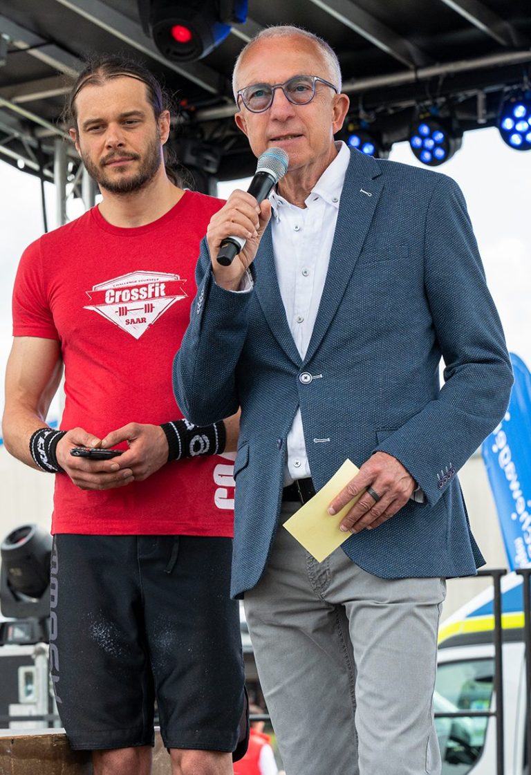Profi Moderator Moderation auf großen Bühnen ist die Königsklasse